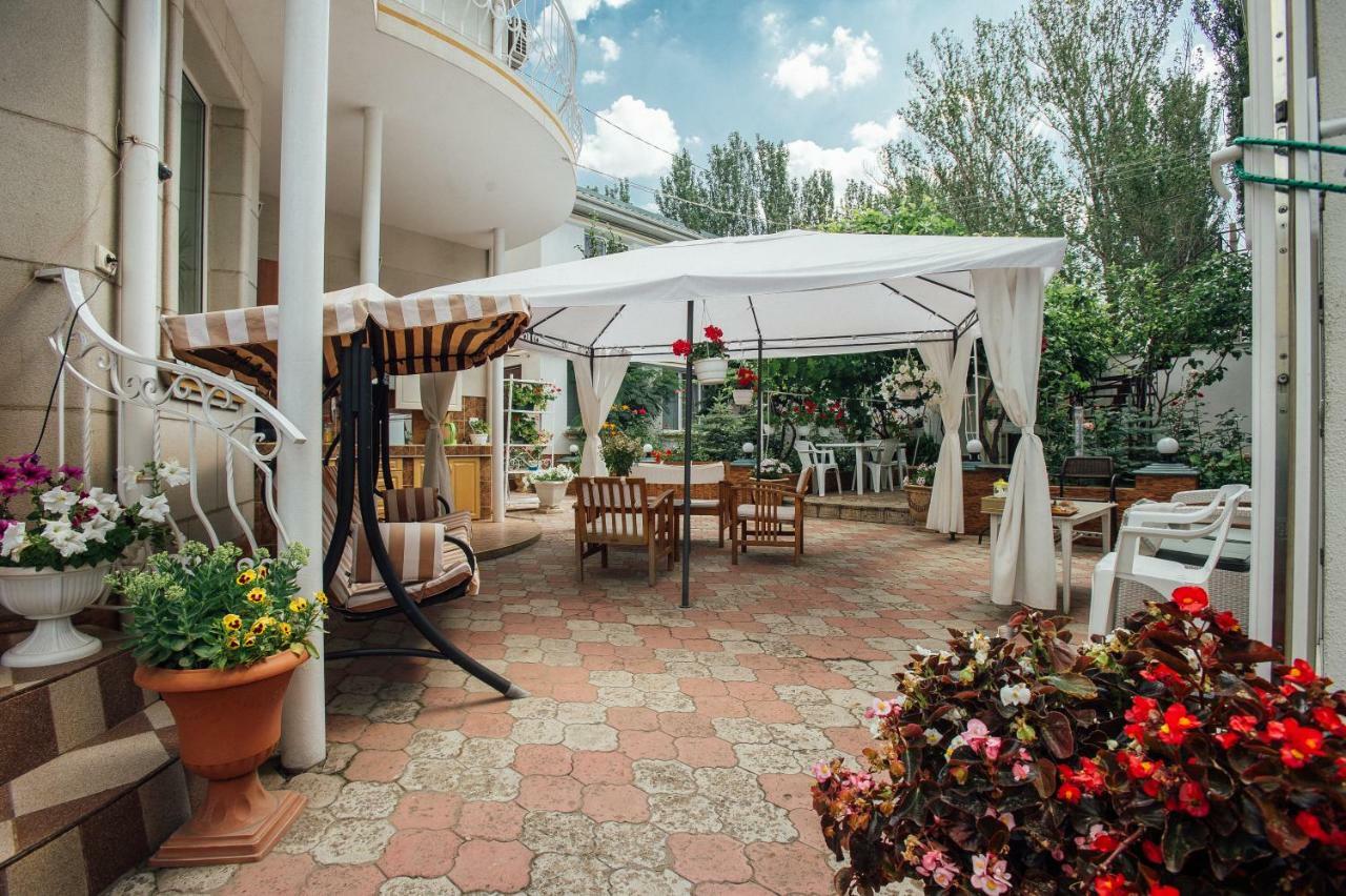 Vilari Odessa Exterior photo